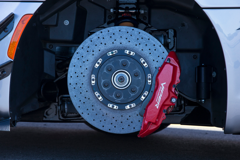 Illustration for article titled 2016 Dodge Viper ACR: Meet The Nastiest Street Legal Viper Ever Made